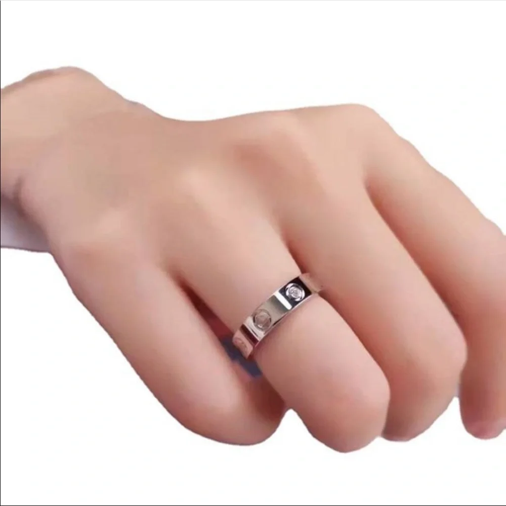 Love Ring Unisex Silver Titanium Alloy Fashion Luxe Jewelry Various Sizes - Picture 2 of 6